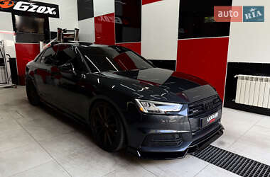 Седан Audi A4 2017 в 