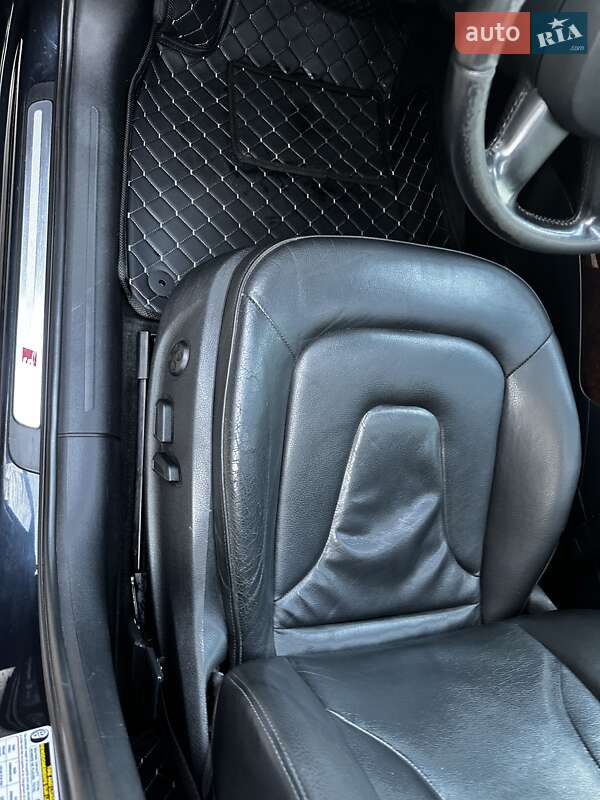 Седан Audi A4 2012 в Новгород-Сіверському