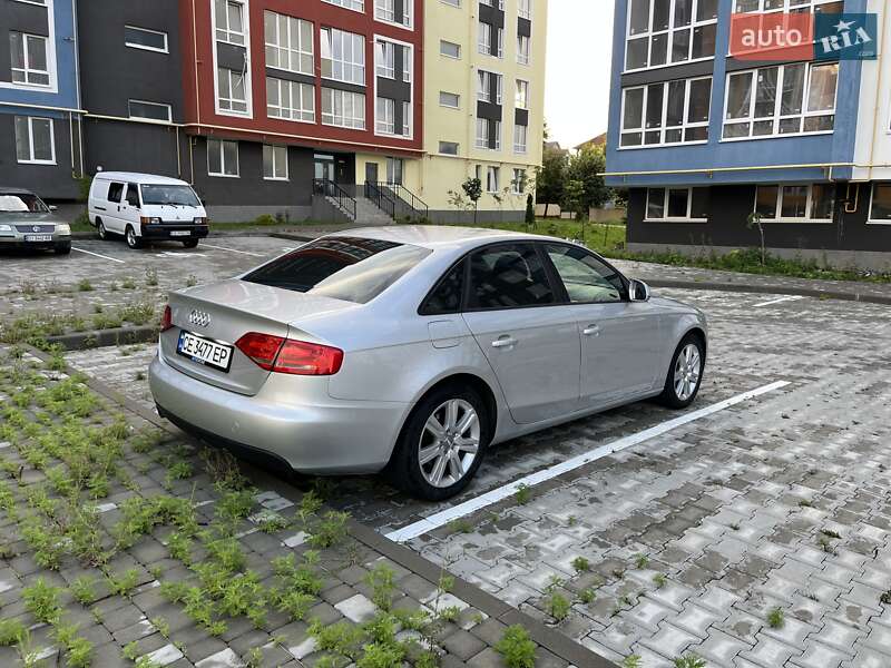 Седан Audi A4 2008 в Черновцах