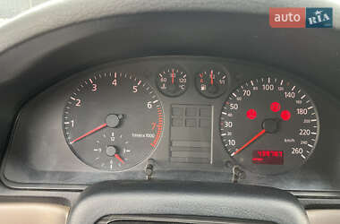 Седан Audi A4 1998 в Ивано-Франковске