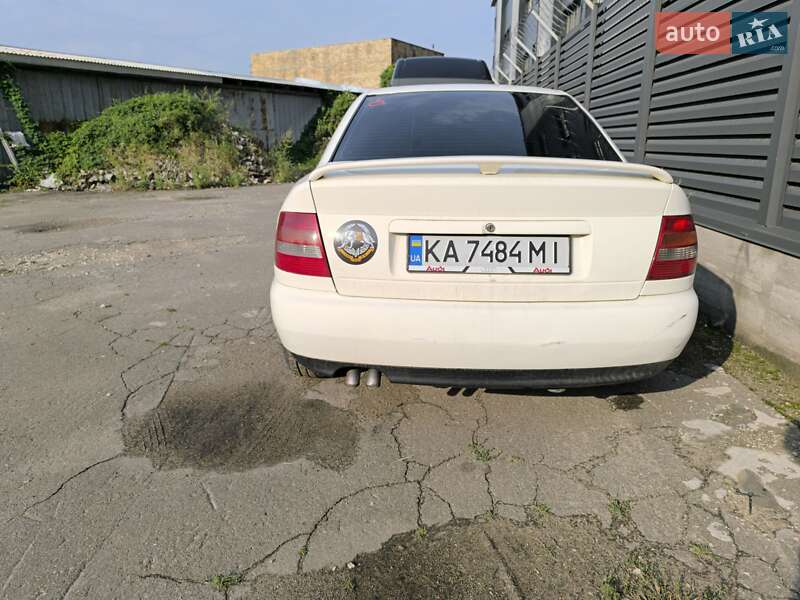 Седан Audi A4 1998 в Києві фото 8 Седан Audi A4 1998 в Києві