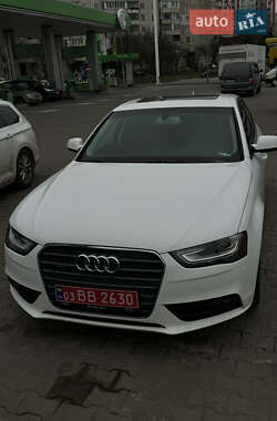 Седан Audi A4 2012 в 