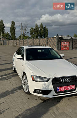 Седан Audi A4 2012 в 