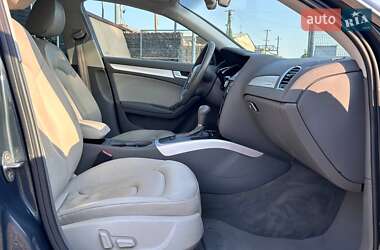 Седан Audi A4 2011 в 