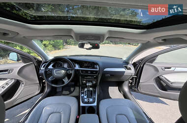 Седан Audi A4 2013 в 