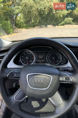 Седан Audi A4 2013 в 