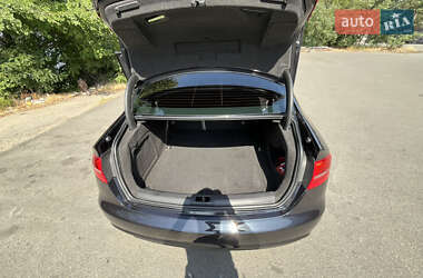Седан Audi A4 2013 в 