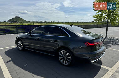 Седан Audi A4 2021 в 