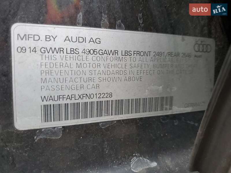 Седан Audi A4 2015 в Львове