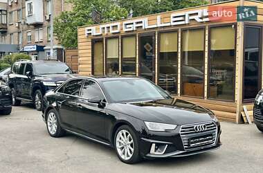 Седан Audi A4 2018 в 