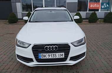 Седан Audi A4 2014 в 