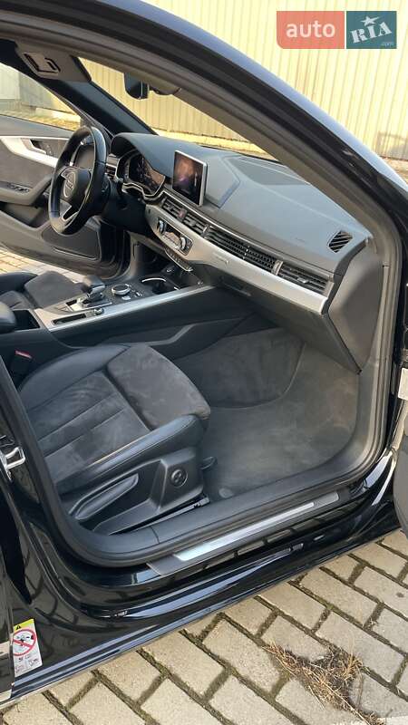 Универсал Audi A4 2018 в Одессе
