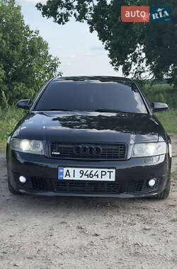 Седан Audi A4 2004 в 