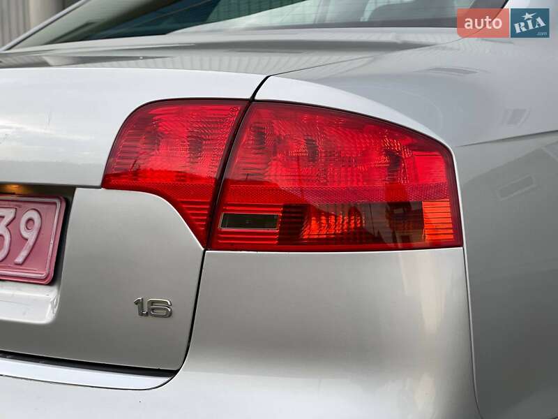 Седан Audi A4 2005 в Луцке