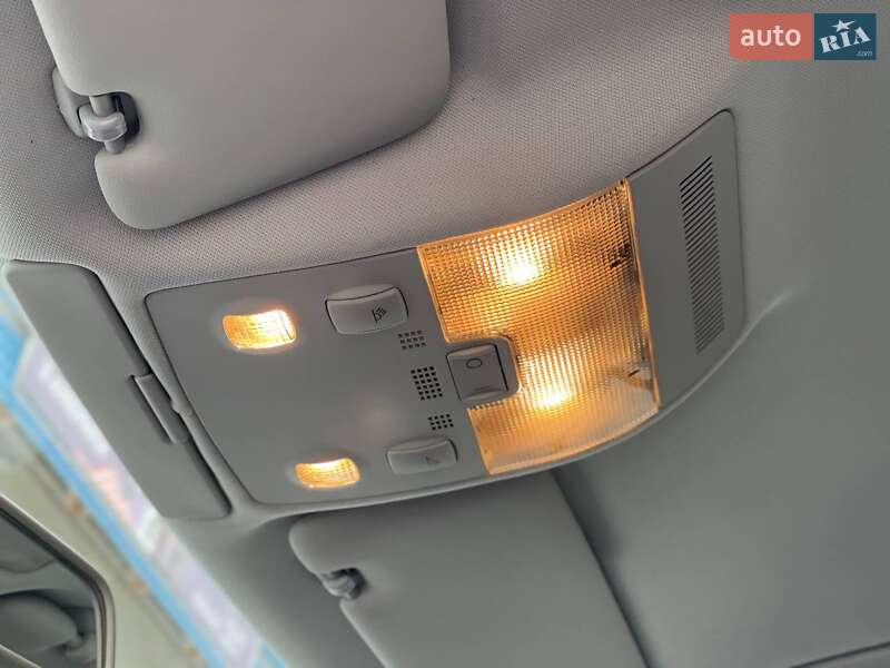 Седан Audi A4 2005 в Луцке