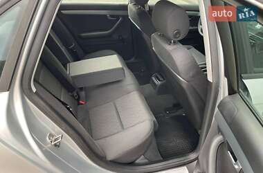 Седан Audi A4 2005 в 