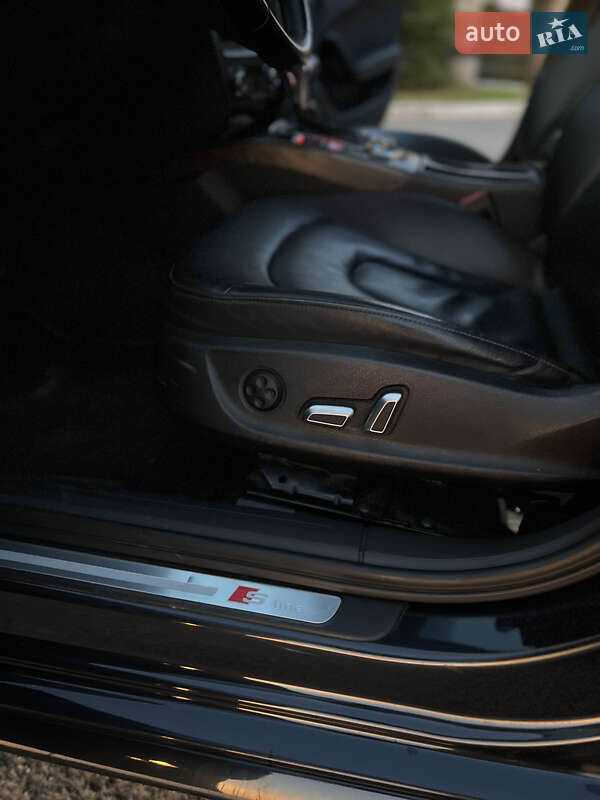 Седан Audi A4 2014 в Тернополе