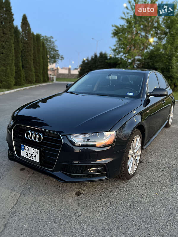 Седан Audi A4 2014 в Тернополе