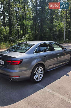 Седан Audi A4 2018 в 
