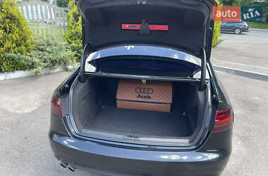 Седан Audi A4 2013 в 