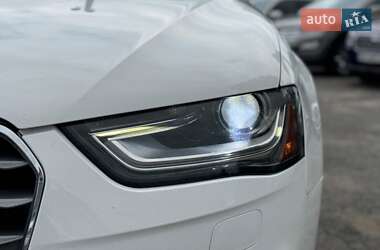 Седан Audi A4 2012 в 