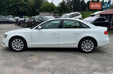 Седан Audi A4 2012 в 