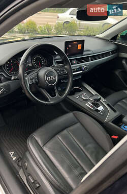 Седан Audi A4 2017 в 