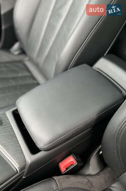 Седан Audi A4 2017 в 