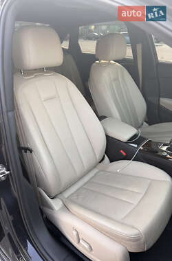 Седан Audi A4 2017 в 