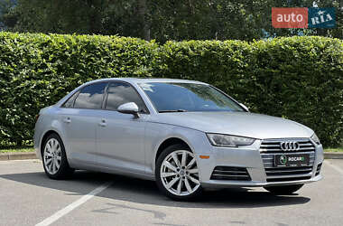 Седан Audi A4 2016 в Киеве