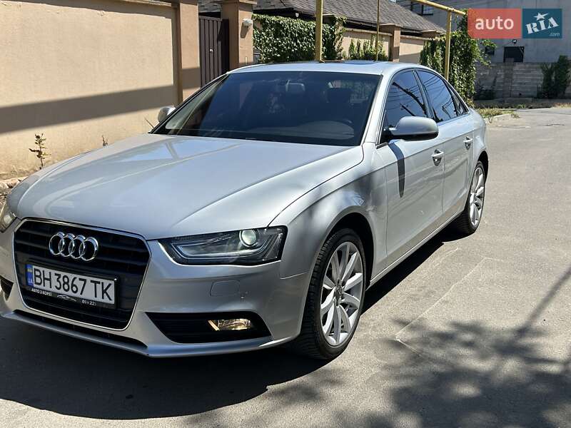 Audi A4 2014