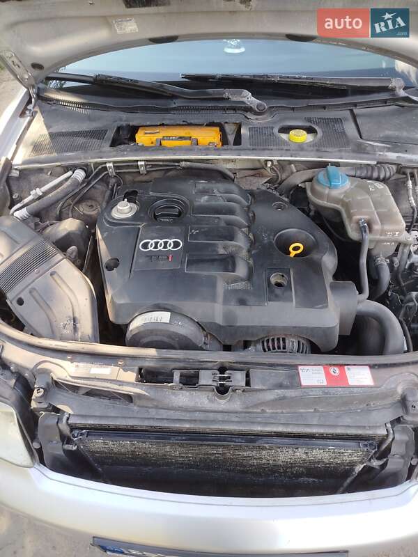 Седан Audi A4 2001 в Виннице