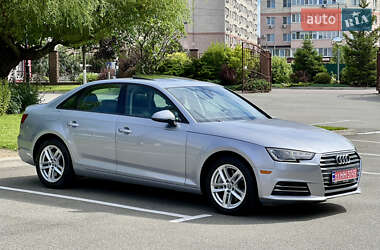 Седан Audi A4 2017 в 