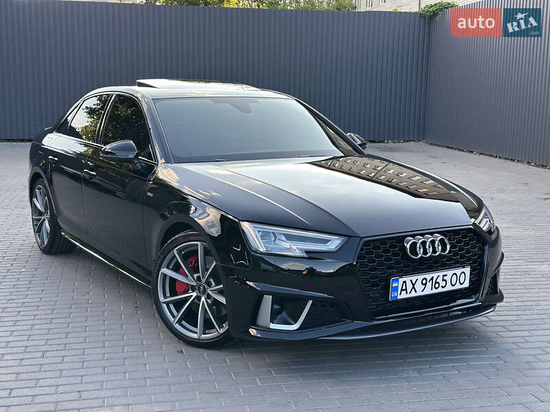 Седан Audi A4 2017 в Харкові