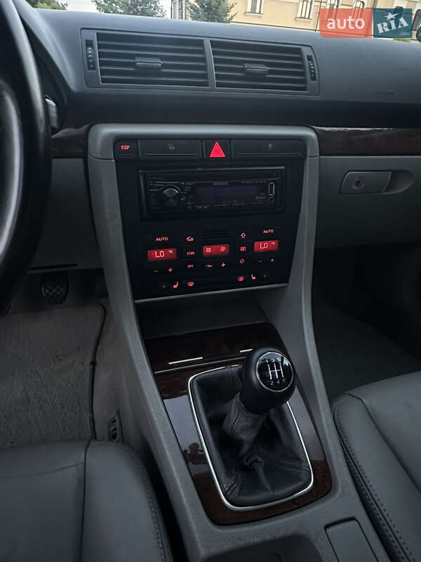 Универсал Audi A4 2003 в Сарнах