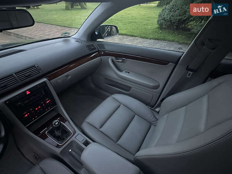Универсал Audi A4 2003 в Сарнах