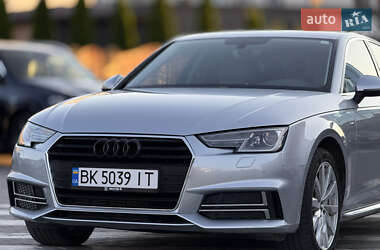 Седан Audi A4 2017 в Києві