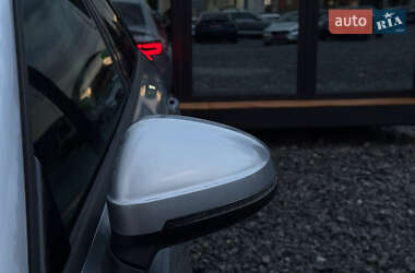 Седан Audi A4 2016 в 