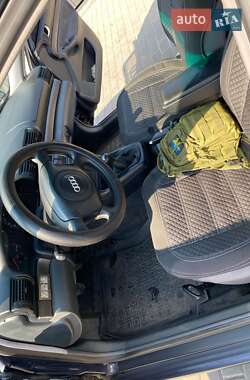 Седан Audi A4 1998 в 