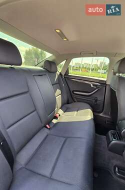 Седан Audi A4 2003 в 