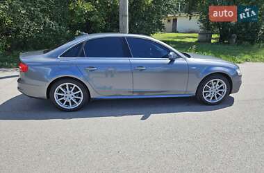 Седан Audi A4 2015 в 