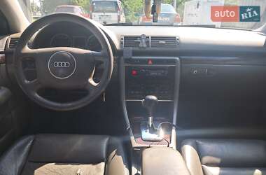 Седан Audi A4 2002 в 