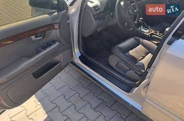 Седан Audi A4 2002 в 