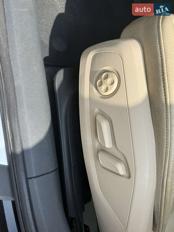 Седан Audi A4 2016 в Горішніх Плавнях