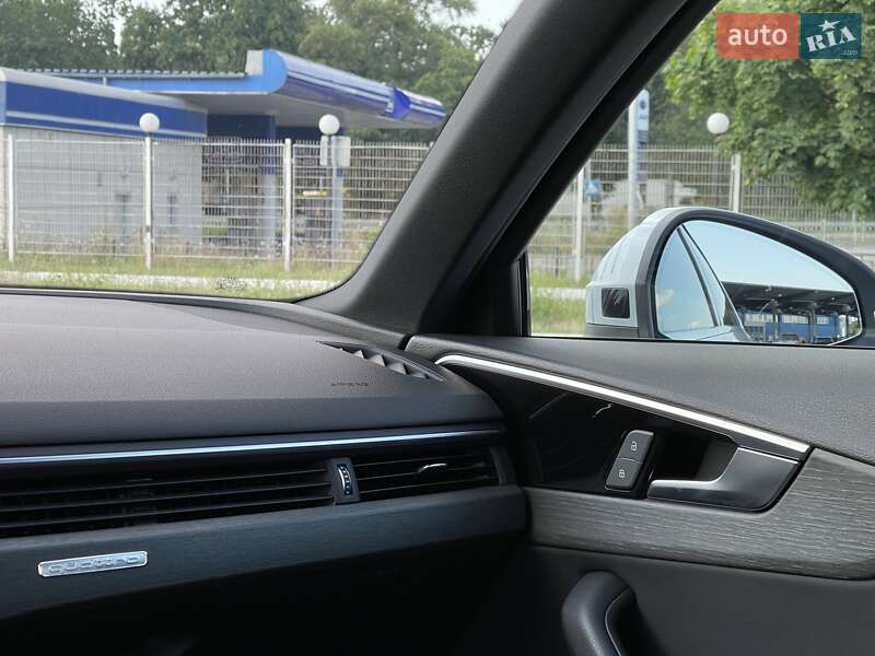 Седан Audi A4 2019 в Киеве