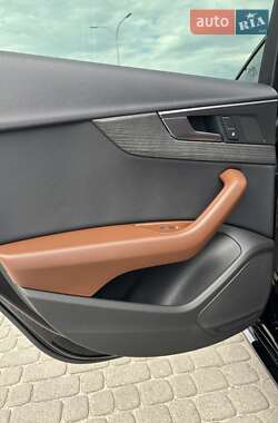 Седан Audi A4 2018 в 