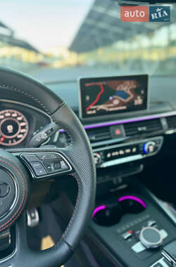 Седан Audi A4 2017 в 