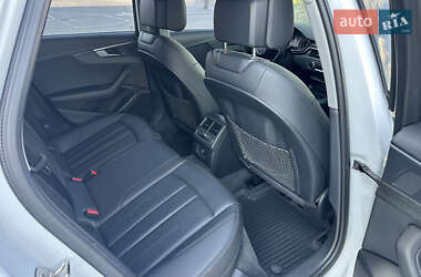 Седан Audi A4 2016 в 
