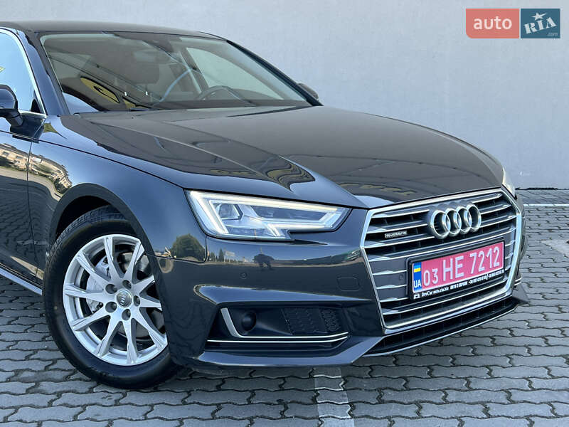 Седан Audi A4 2018 в Дрогобыче