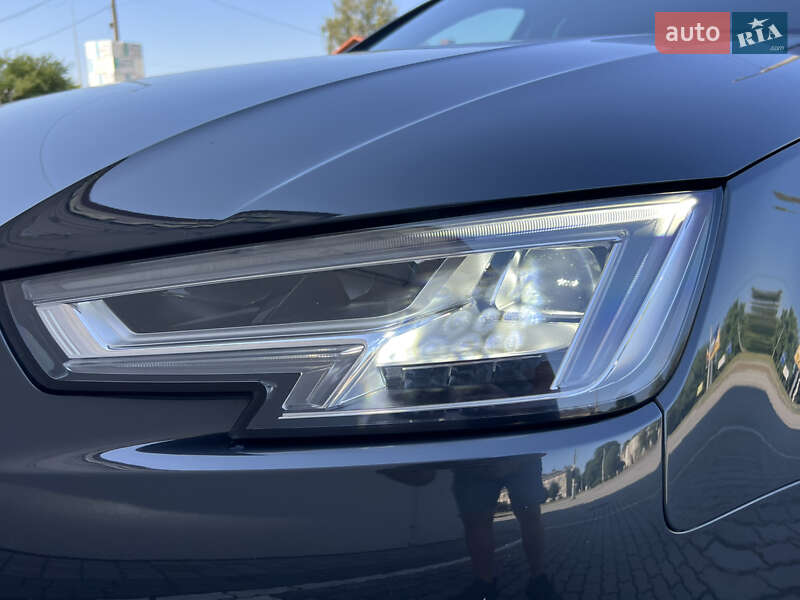 Седан Audi A4 2018 в Дрогобыче
